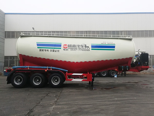 LHL9409GFLA型低密度粉粒物料运输半挂车